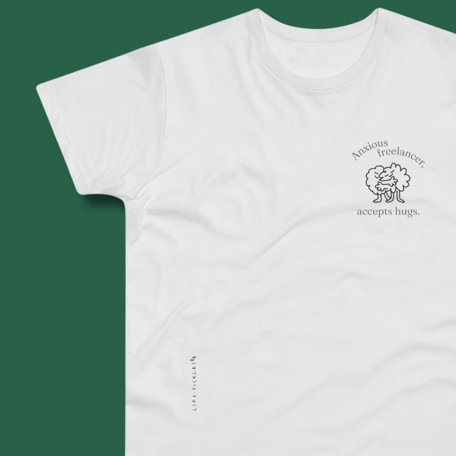Anxious freelancer, accepts hugs - Men’s T-shirt (small print)